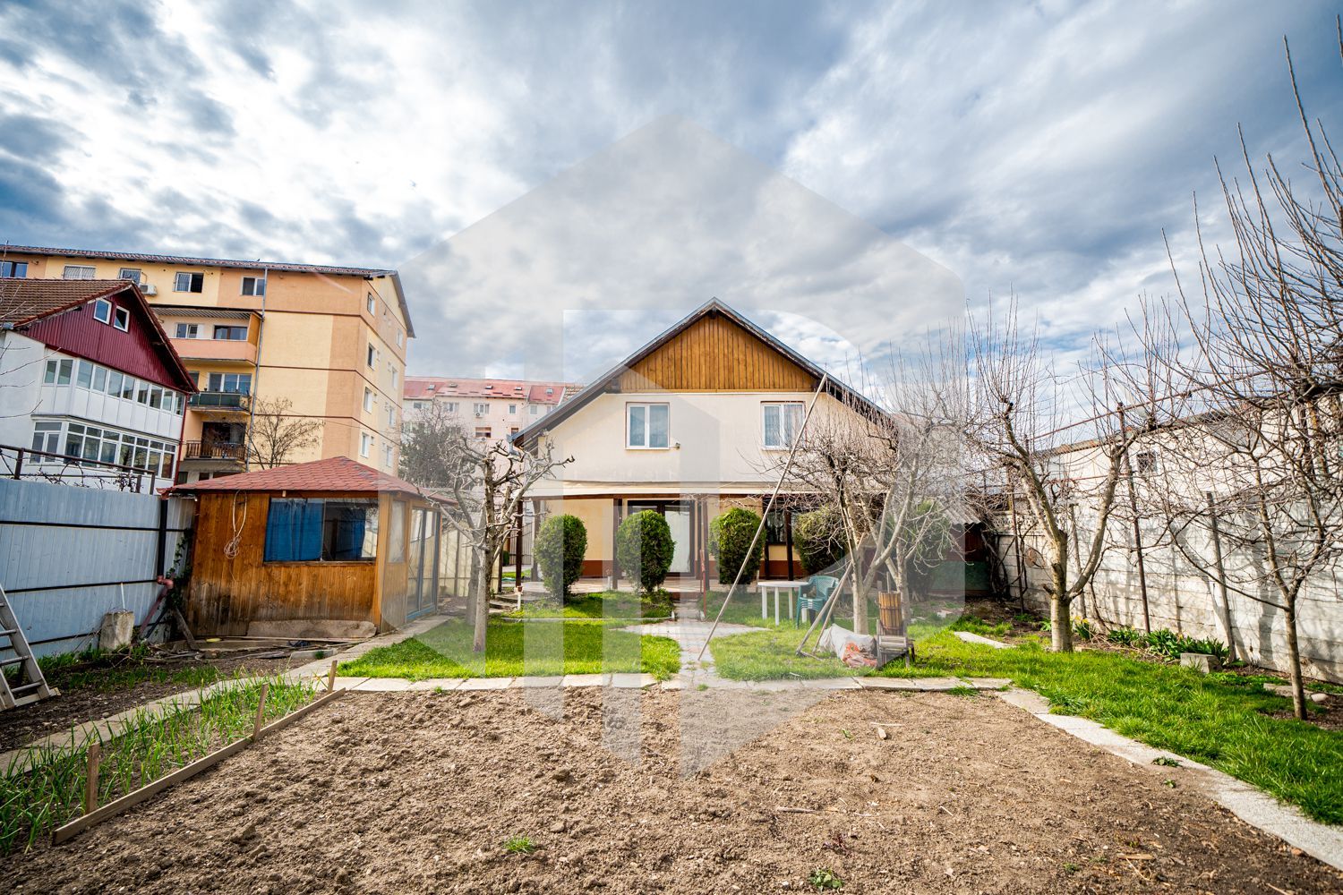 Casa individuala+ teren 609mp/ Terezian- Pretabilă clinică/gradiniță - Poză 10