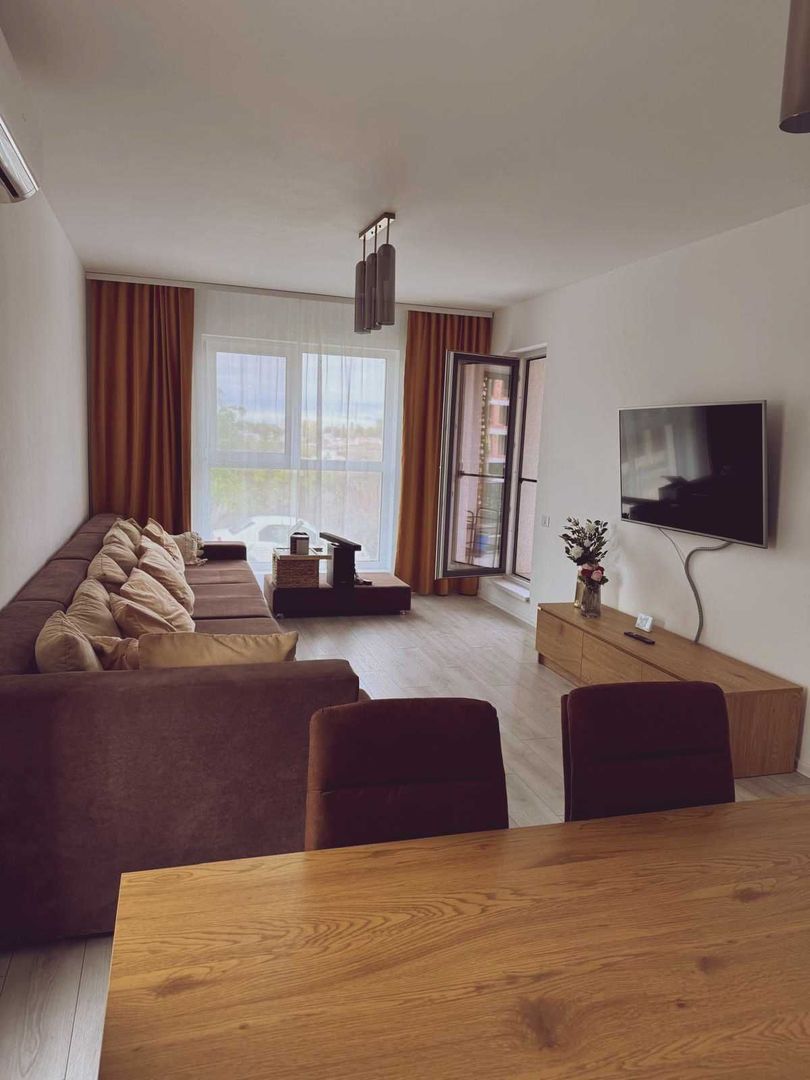 Apartament cu 3 camere de inchiriat - Poză 1