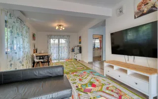Tunari- Vilă individuală -4 camere si gradina- - Poză 11