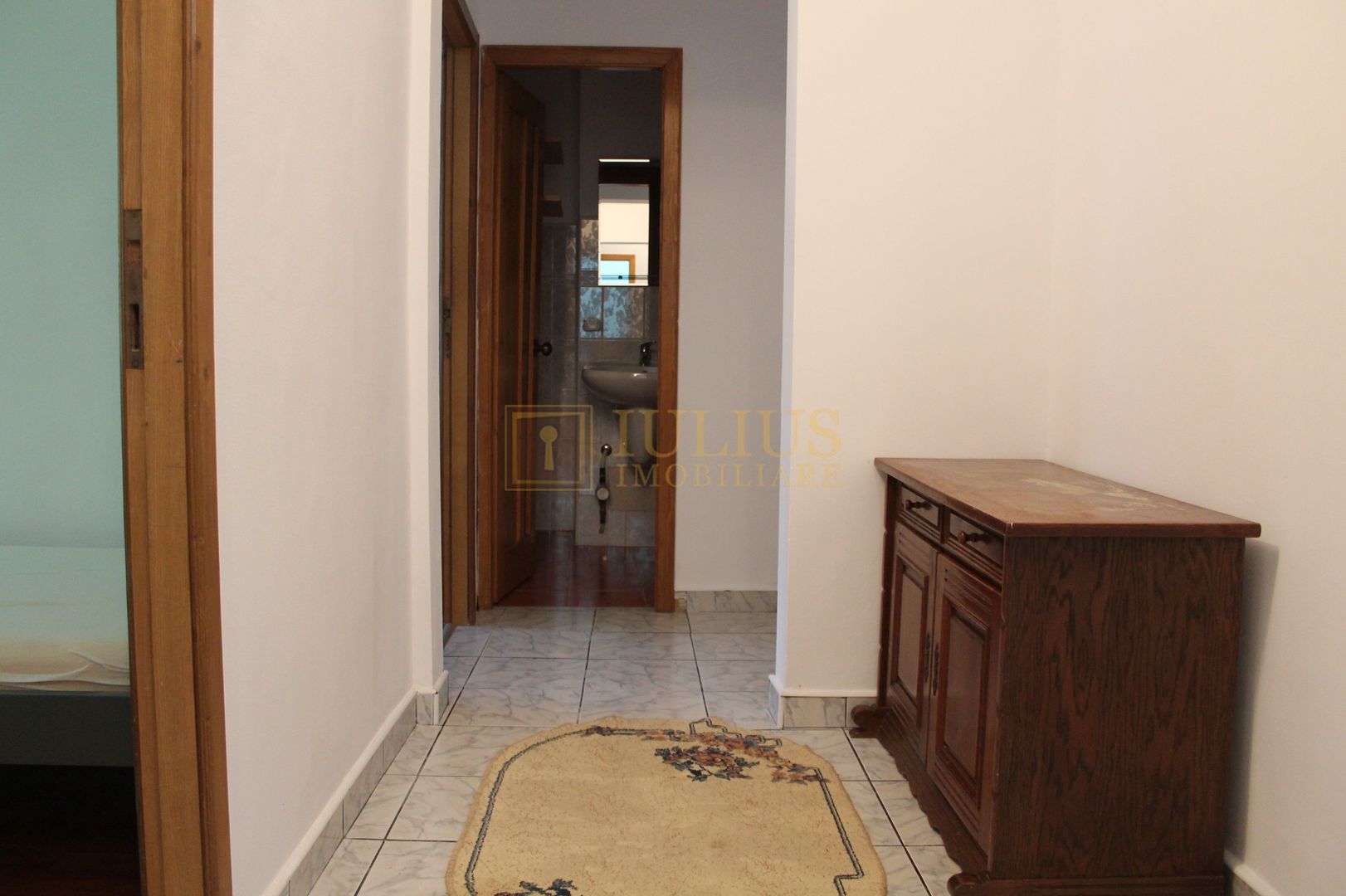 Lipovei, 3 dormitoare, centrala proprie, bucatarie inchisa, garaj inclus! - Poză 10