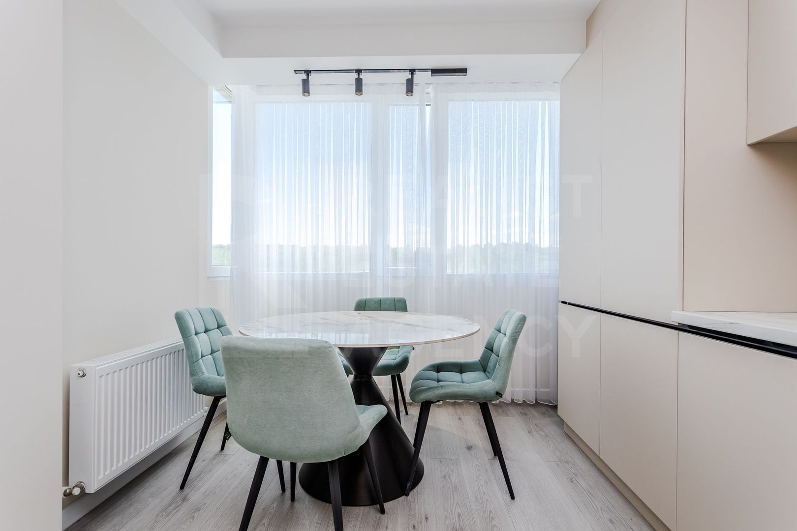 Vânzare, apartament, 2 camere, strada Nicolae Milescu Spătaru, Ciocana - Poză 3