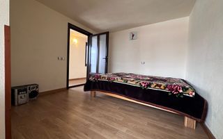 Vanzare casă la poalele Bucegilor!Potential pt. locuinta sau pensiune - Poză 7