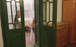 Casa spatioasa | 1500 mp teren - Ticvaniu Mare CS - Poză 2