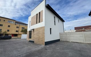 Vila individuala 5 camere ~ 3 bai ~  Teren 300 mp - Poză 2