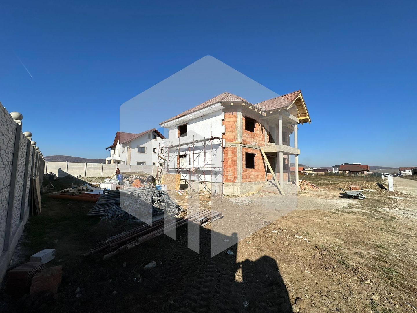 Casa in Cristian | 4 Camere | 647 Teren +137mpu+ Terasa | 0% Comision - Poză 3