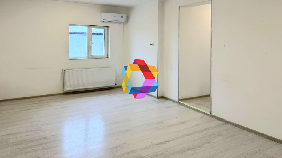 Spatiu comercial de închiriat  Brasov - 63 mp # spatii-comerciale-brasov.ro - Poză 1