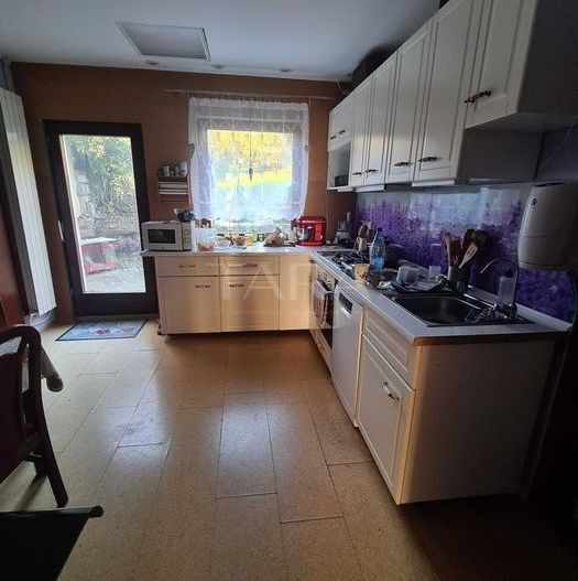 Vila de vanzare cu 7 camere in cartierul Grigorescu - Poză 4