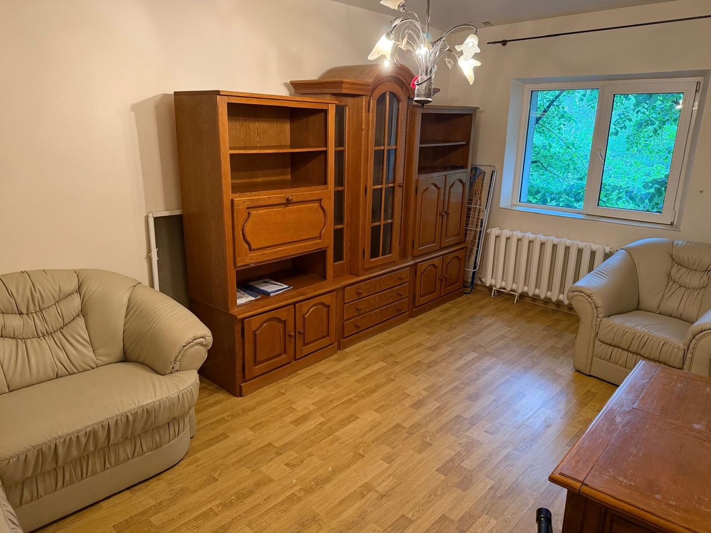 Apartament cu 3 camere, etaj 2, mobilat și utilat, zona GARA - Scoala 8; - Poză 5