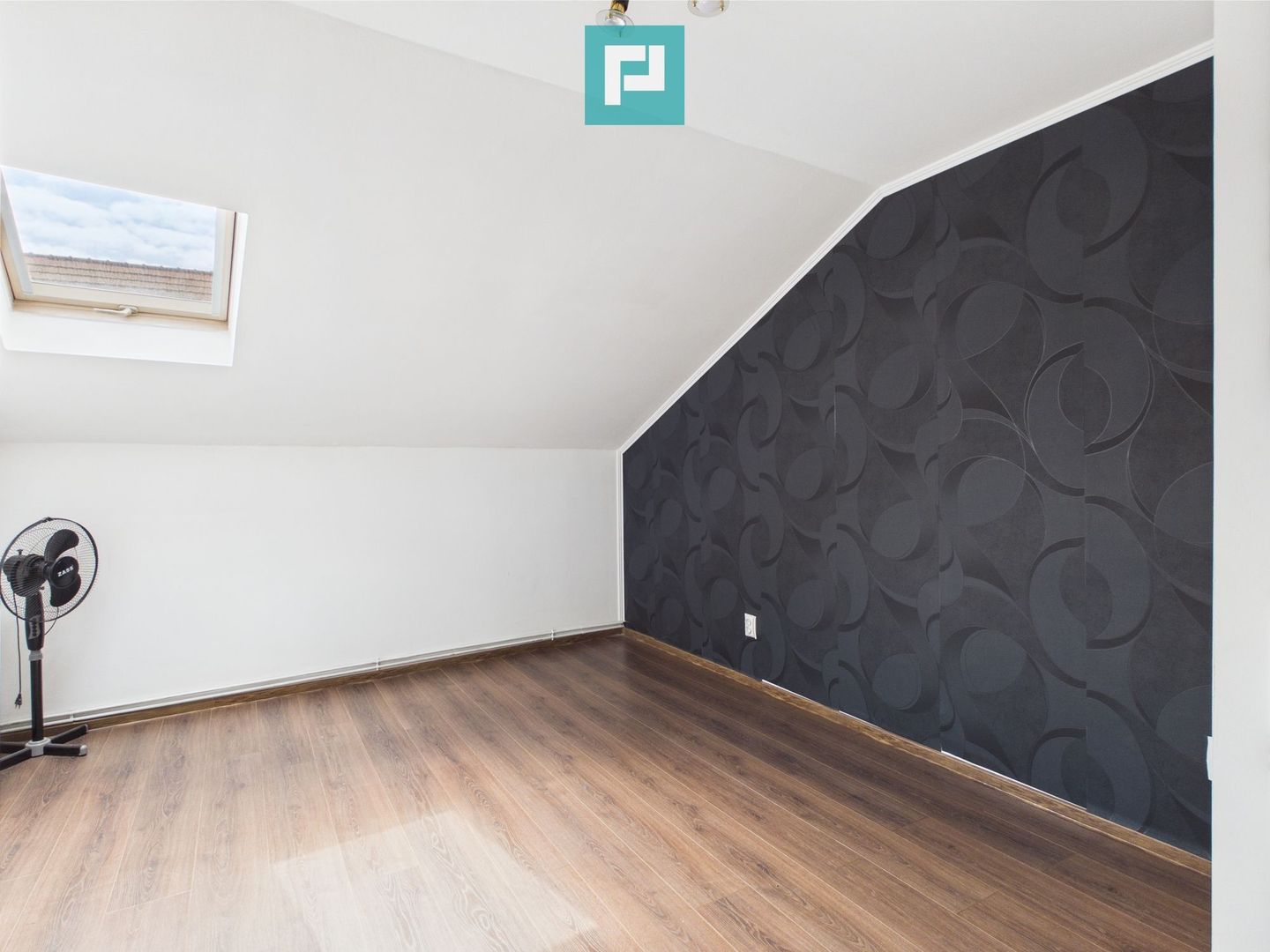 Casă cu 6 camere în zona Central - Poză 13