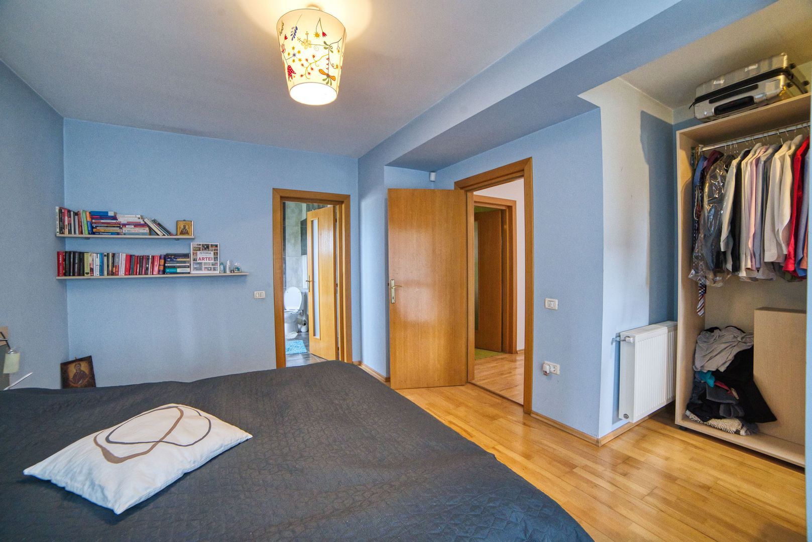 Casa complet mobilata 5 camere 3 bai curte generoasa - Poză 32