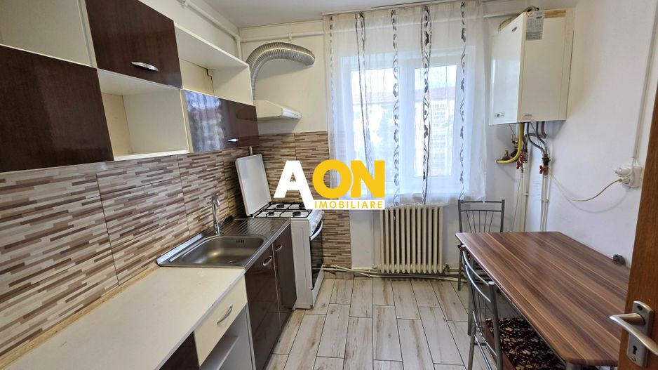 Apartament 2 camere, etaj 3, renovat, zona Bulevardul Transilvaniei - Poză 10