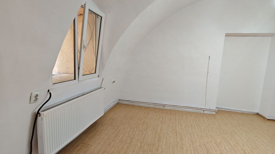 Garsoniera în centrul Brașovului, investitie regim hotelier - Poză 3
