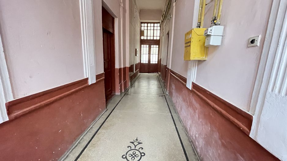 Apartament 4 camere spatios  in zona Sinaia - Poză 20