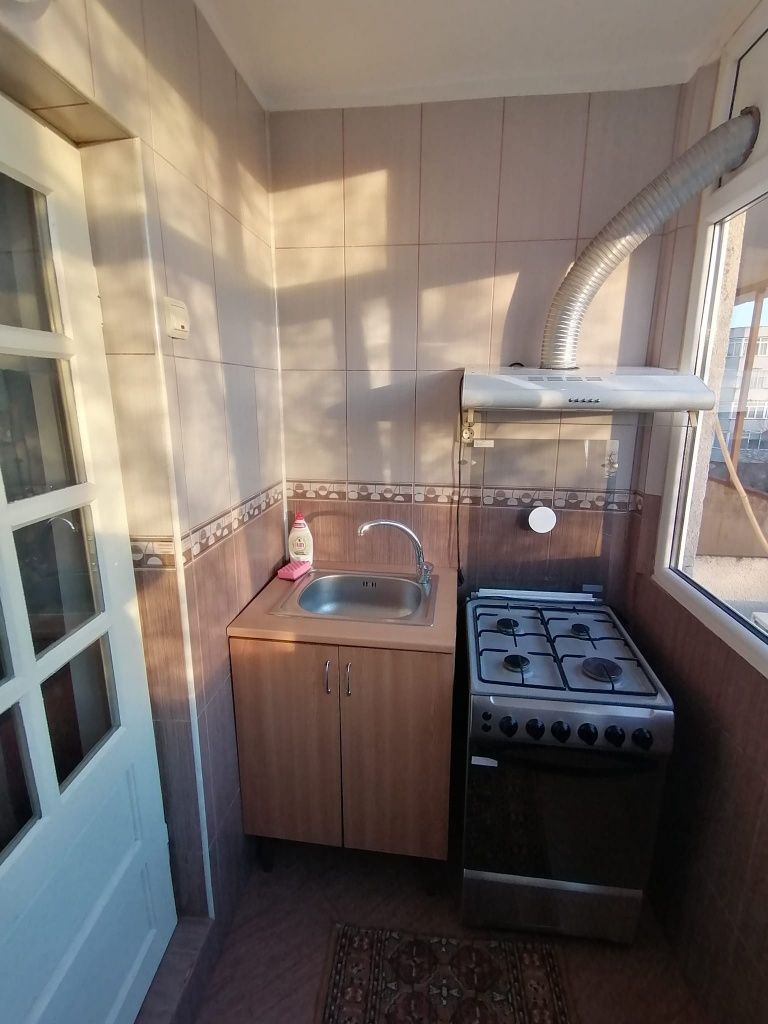 Închiriez apartament 2 camere in zona Sucp str Grigore Plesoianu i - Poză 3