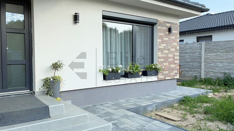 Casa premium cu 4 camere in Cartierul Episcopia din Oradea - Poză 19