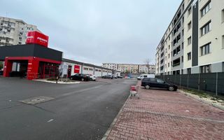 Inchiriem studio in Micro 17 , etaj 2 bloc ROKA, parcare privata, - Poză 2