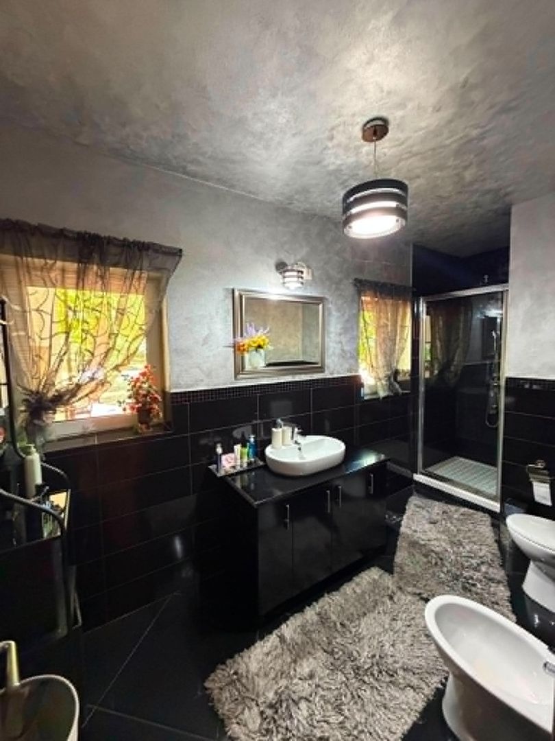 Casă 300 mp în Micești | Teren 2.026 mp | 4 dormitoare - Poză 10