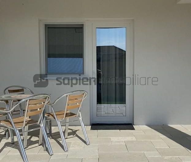 Ap.cu 3 camere lux, cu terasa si curte proprie in Santandrei - Poză 6