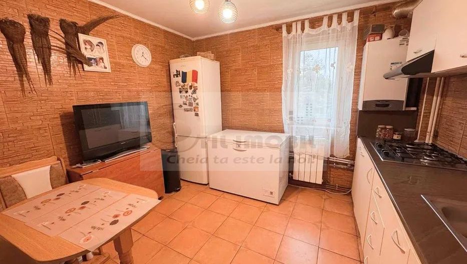 Ap decomandat 3 camere – Tătărași, 75 mp, locație excelentă 140000 EUR - Poză 5
