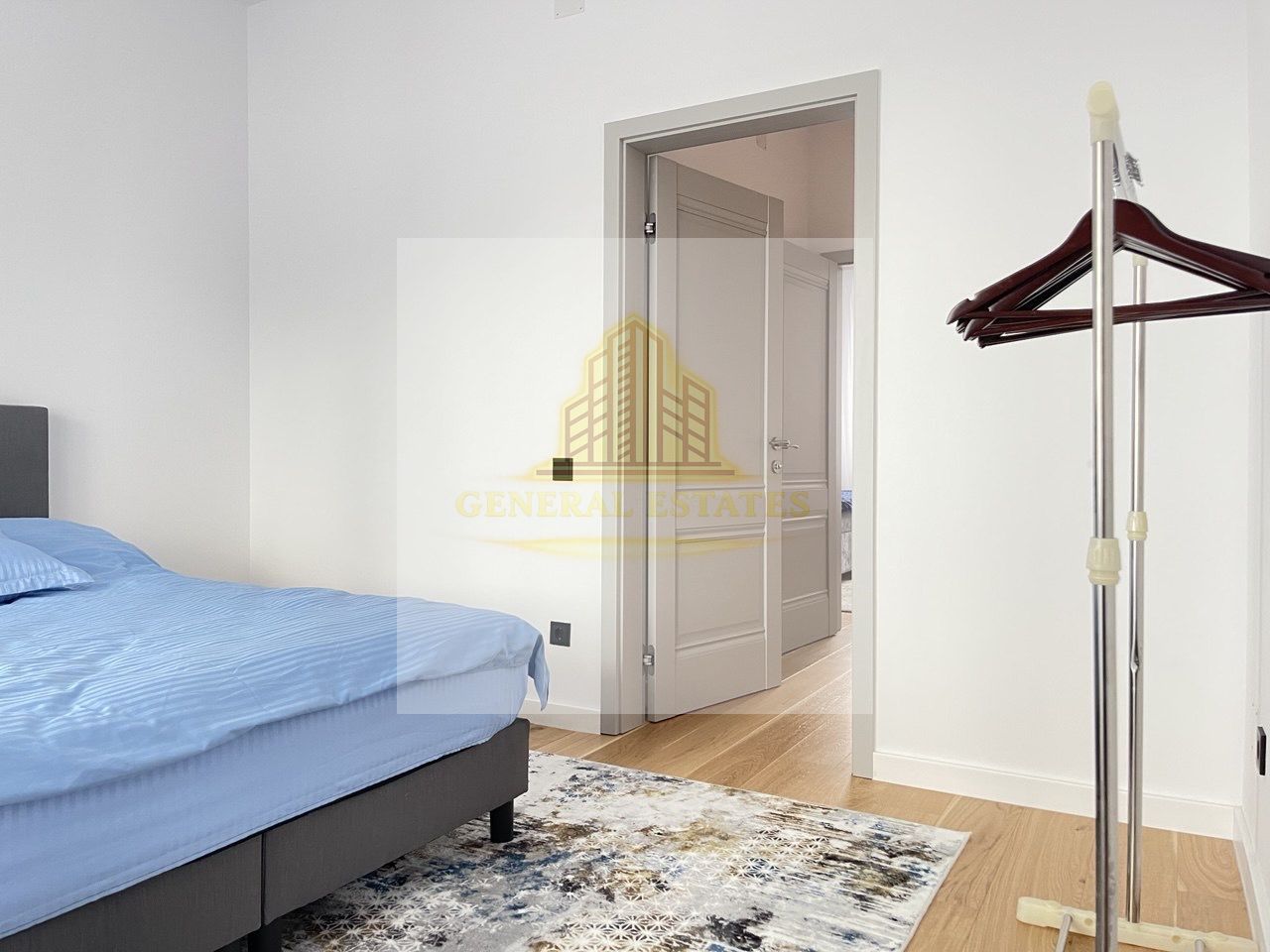 Casă cu design modern & suflet autentic – 200 m² de confort și rafinam - Poză 40