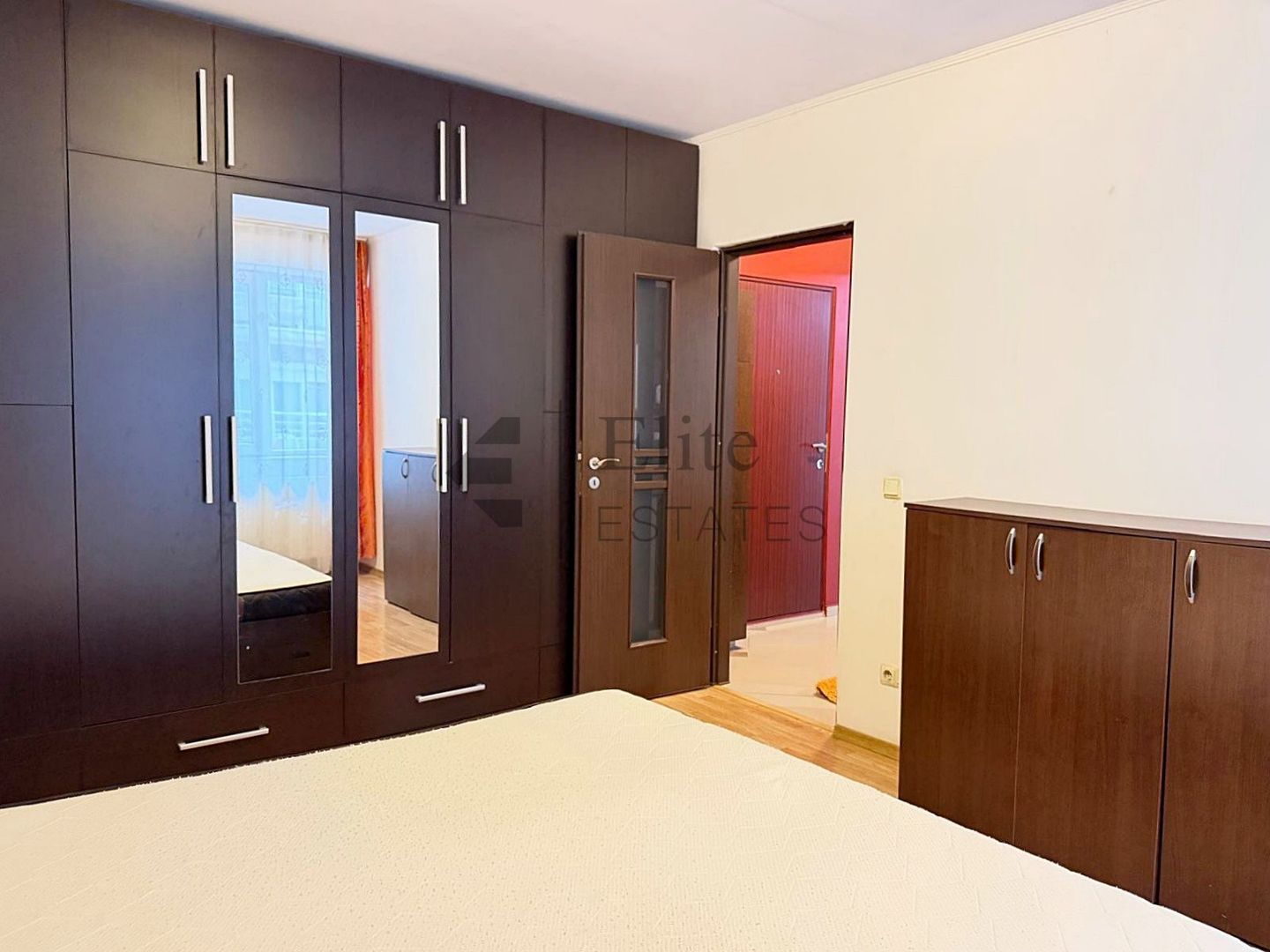 Apartament cu 2 camere in Nufarul Plaza - Poză 7