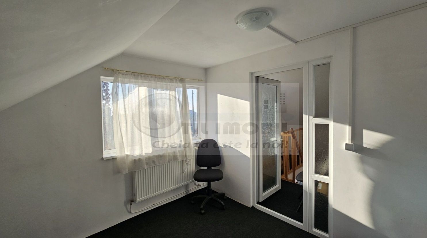 Casă de închiriat – 1100 euro - Poză 3