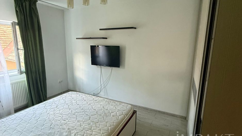 Apartament cu 3 Camere superb de inchiriat , zona Centrală - Poză 7