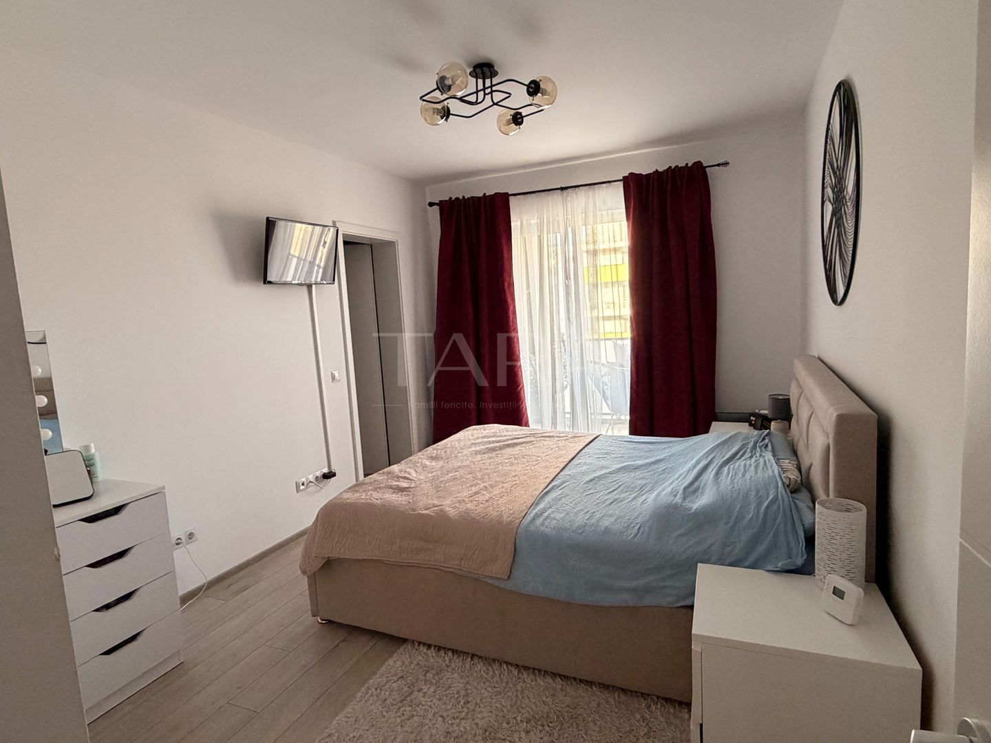 Apartament cu 2 camere, balcon de 9 mp și parcare inclusă. - Poză 4