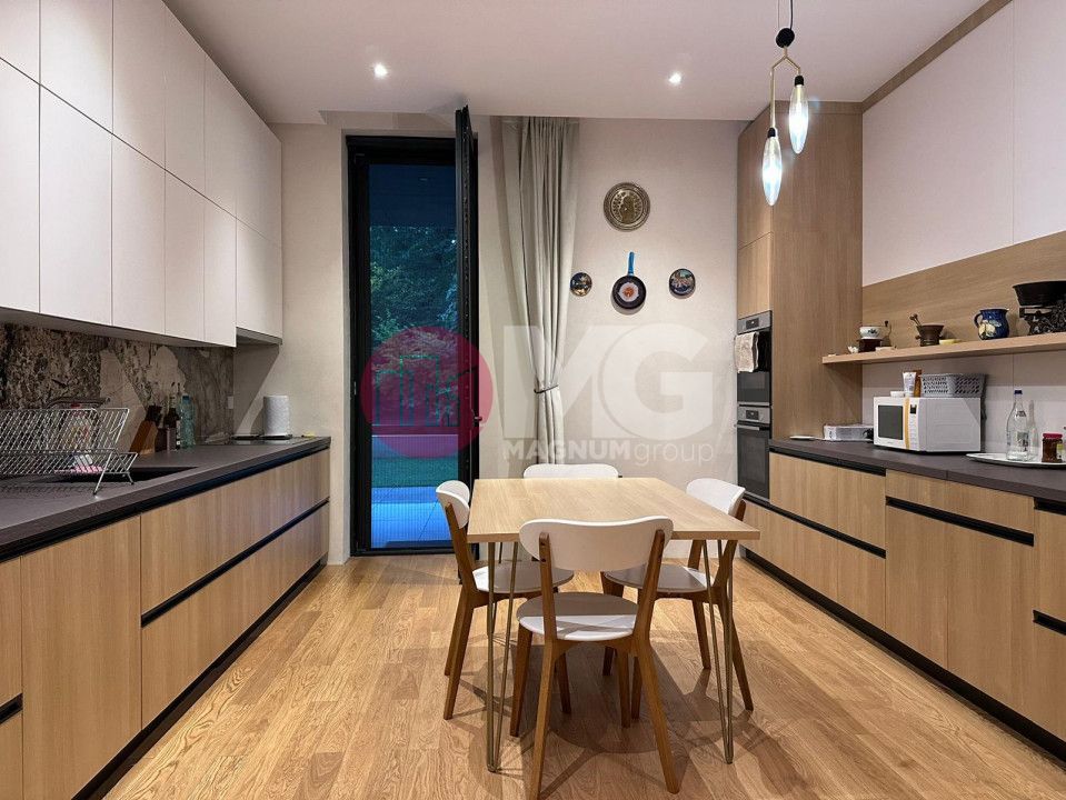 apartament de vanzare -locatie exclusivista- curte proprie- vedere parc - Poză 5