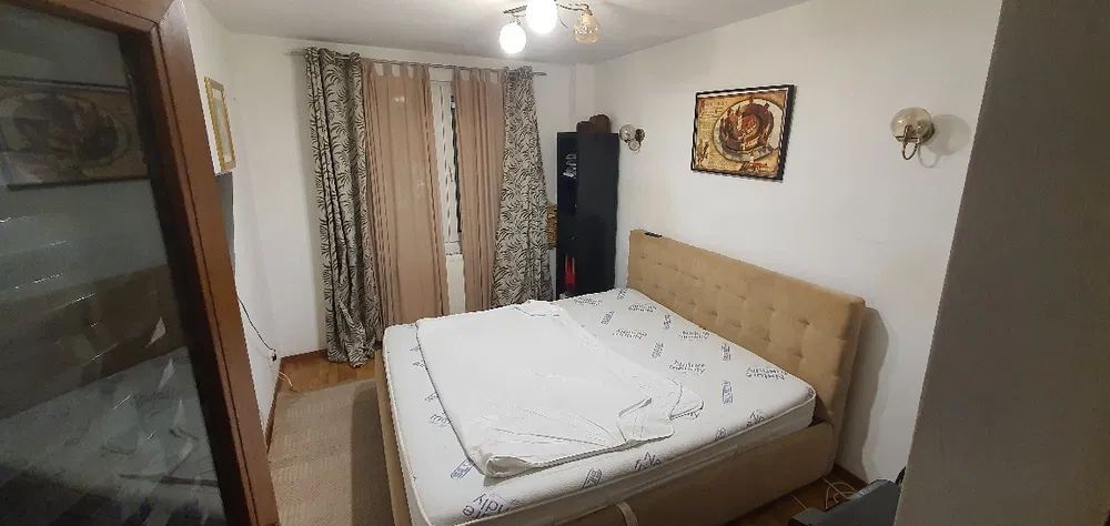 APARTAMENT 4 CAMERE ETAJ 1 BLOC 1982 | METROU FAVORIT - Poză 3