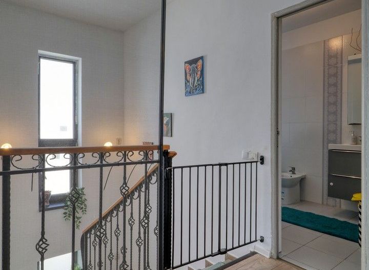 Tunari- Vilă individuală -4 camere si gradina- - Poză 15