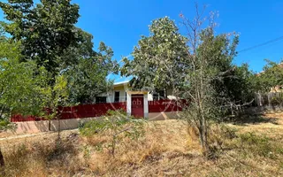 Casa de vanzare cu 2 camere in zona Sintelec, Bihor. - Poză 12