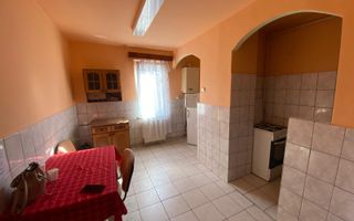 Apartament de 2 camere, decomandat, 60mp, Zona UMF - Poză 5