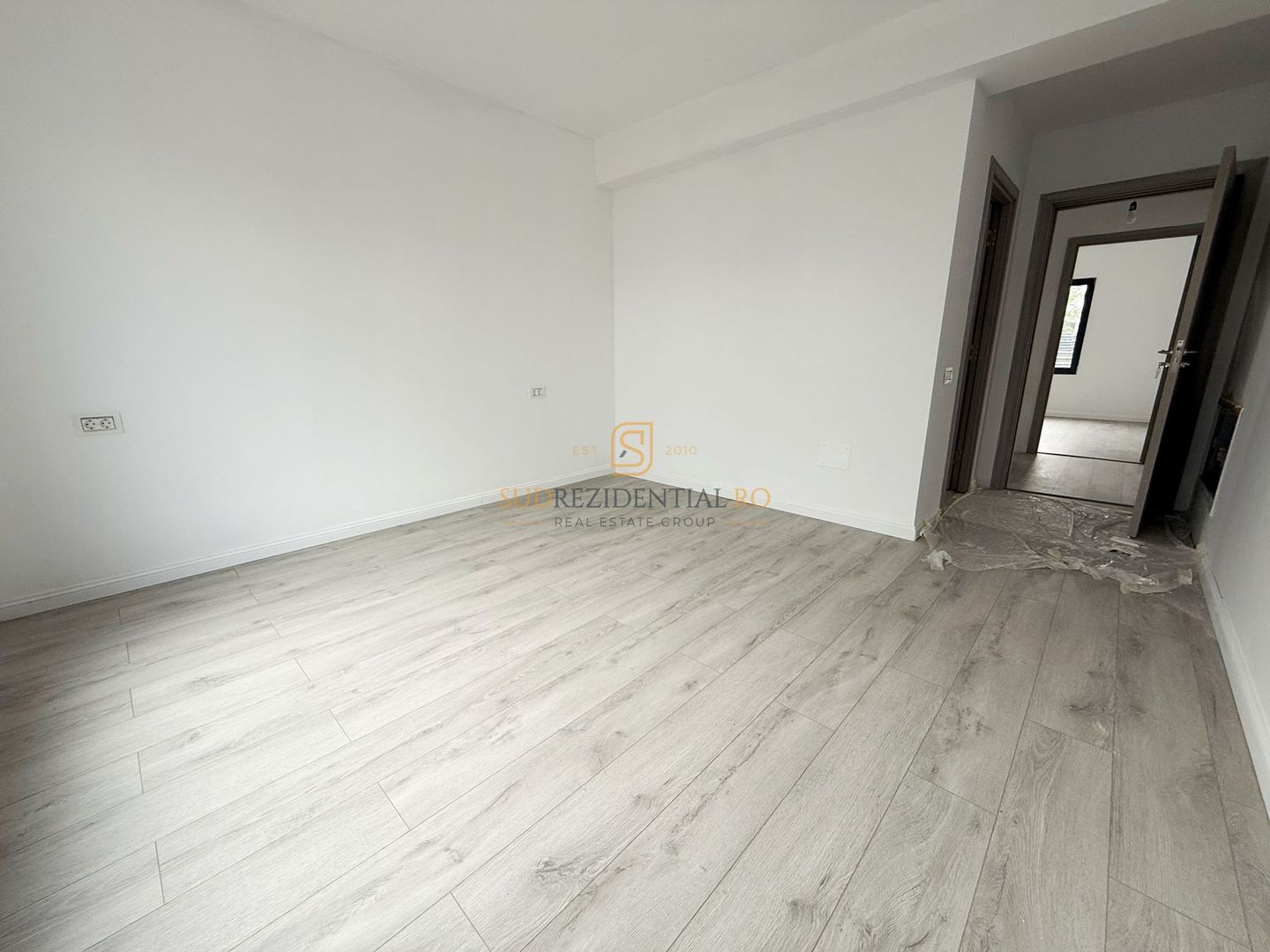 Casa Individuala cu 3 camere, 2 bai, teren 375 mp - zona centrala - Poză 14