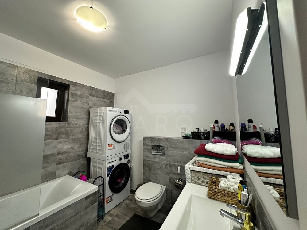 Vand Apartament cu 2 camere + un loc de parcare - Poză 6