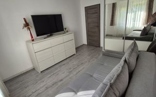 Apartament de 3 camere, modern, 61mp, zona Pod Calvaria - Poză 2