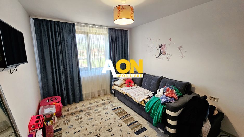 1/2 Duplex mobilat, utilat, 4 camere, pivnita, 200 mp teren - Poză 13