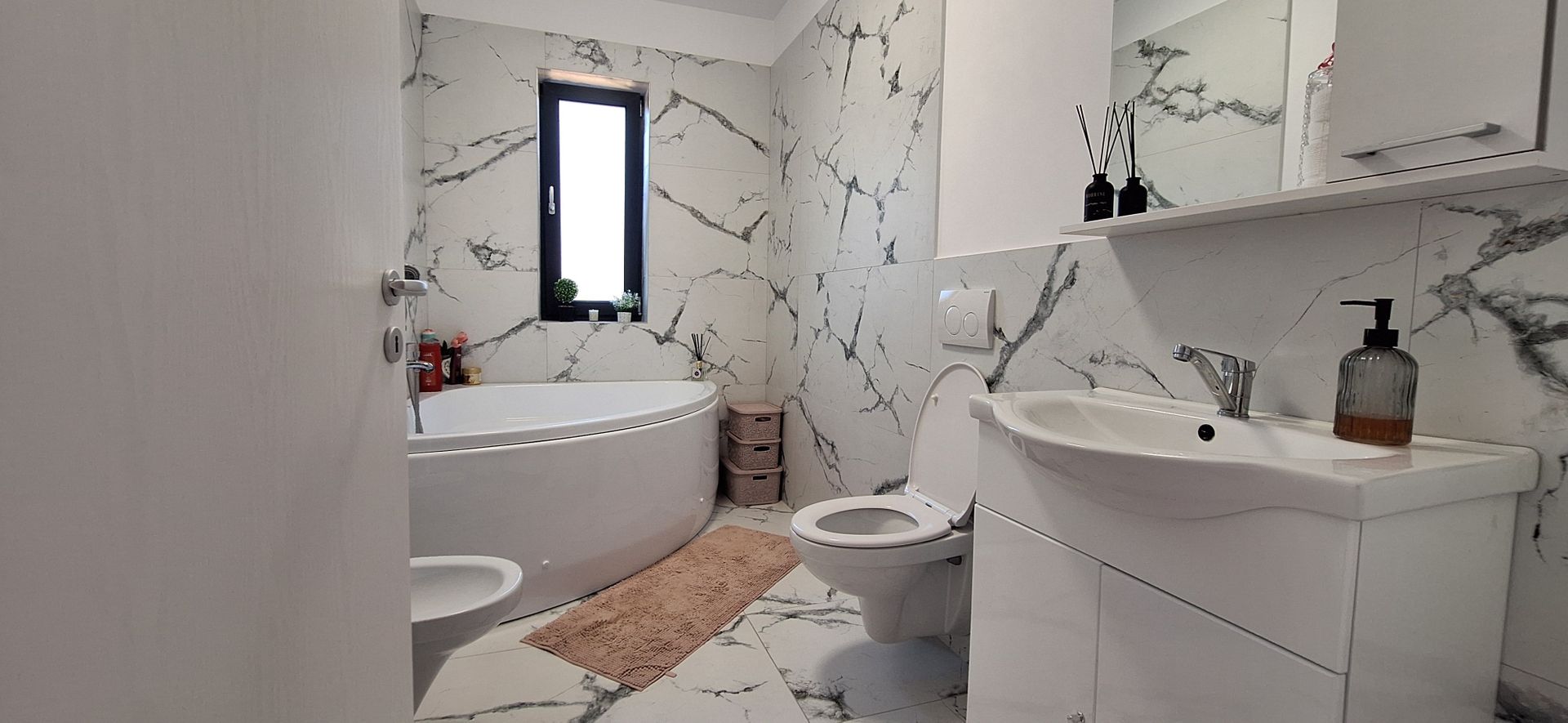 Casa individuala parter cu garaj - Dumbravita - Poză 18