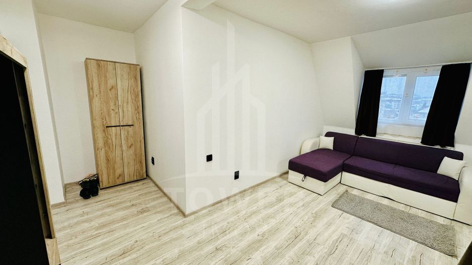 Mansarda recent renovată-Vasile Aaron - Poză 1