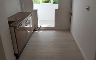 Apartament 3 camere Drumul Taberei - Poză 10