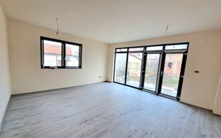 Duplex spatios cu 4 camere | Mosnita Noua | Central - Poză 1