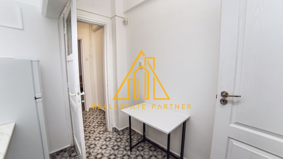 Apartament 4 camere renovat, central, ideal rezidențial sau activitate business - Poză 17