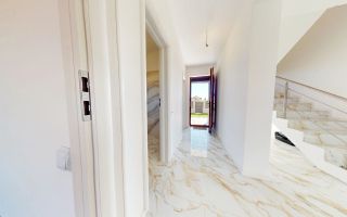 Vila noua, din caramida Harman-Brasov - Poză 11