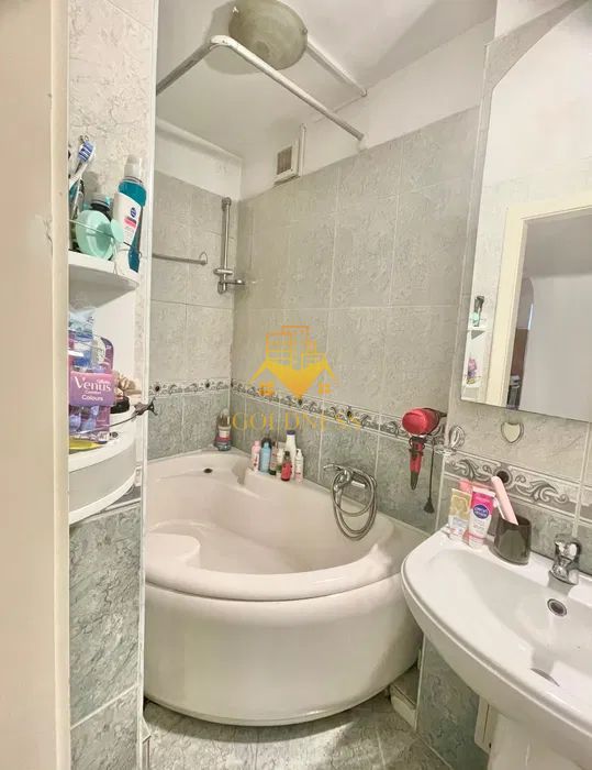 2 camere, decomandate, balcon,  Manastur Zona Big, Izlazului,Mehedinti - Poză 7