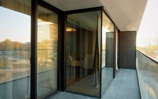 Apartament de Vânzare cu 3 Camere în Zona de Nord a Bucureștiului - Poză 4