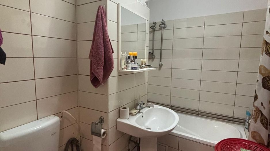 Apartament 3 camere decomandat Titulescu Piata Victoriei T670 - Poză 13