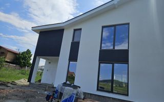 Duplex premium 4 camere cu teren 420 mp Santana De Mures - Poză 5