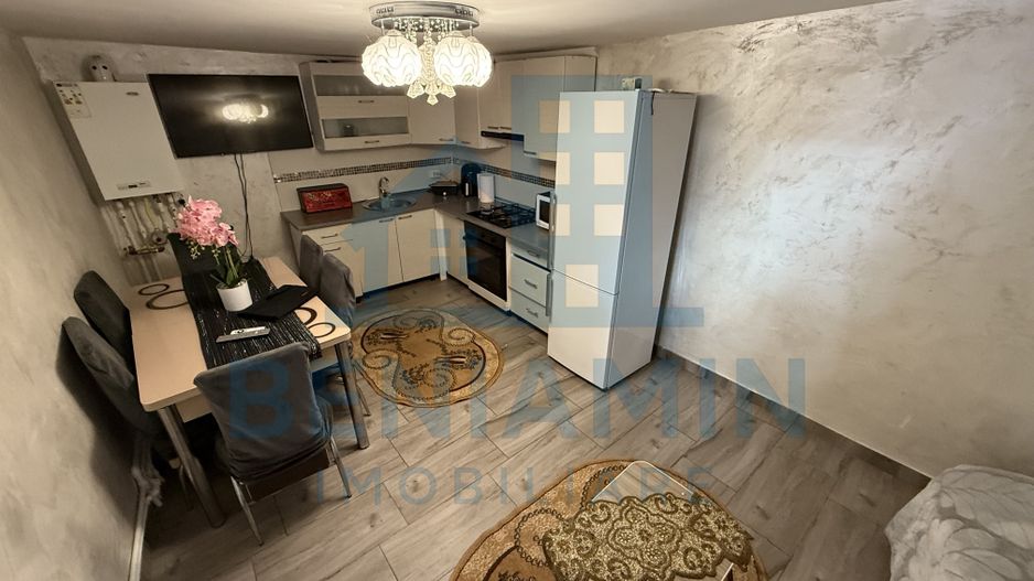 Casa-Craiovita Noua-Toporasi-Locuibila-Toate utilitatile-Libera - Poză 1