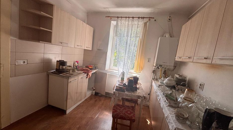 Casa singur in curte 335 mp teren si acces auto in zona Promenada Mall - Poză 10