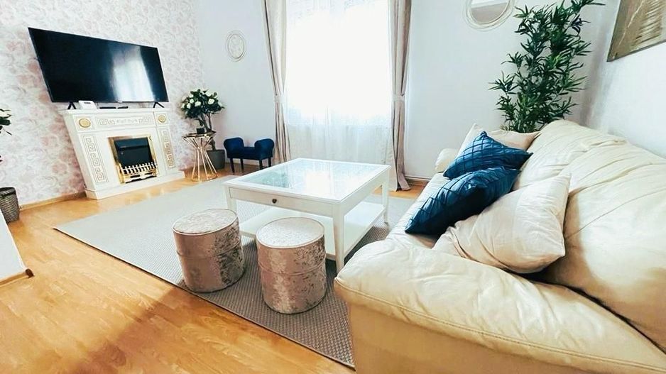 Apartament 3 camere - Piața Victoriei - curte 30mp  - 113mp utili - Poză 8